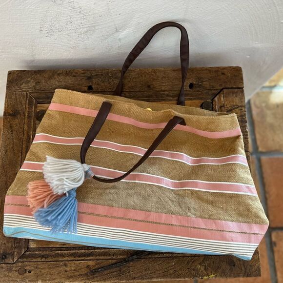Outdoor bag  - Picture 1 of 4